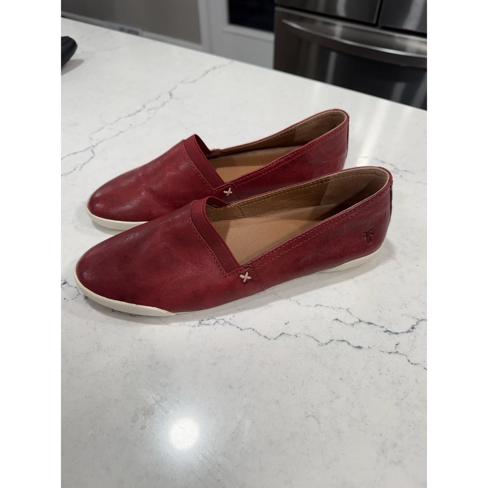 Frye Women's Red Loafer Flats Slip On Leather "Melanie" Size 7.5